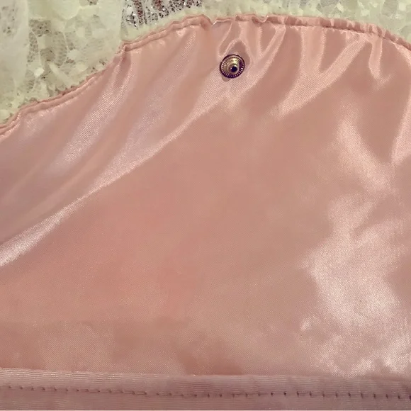 Beautiful vintage New without tags lingerie holder